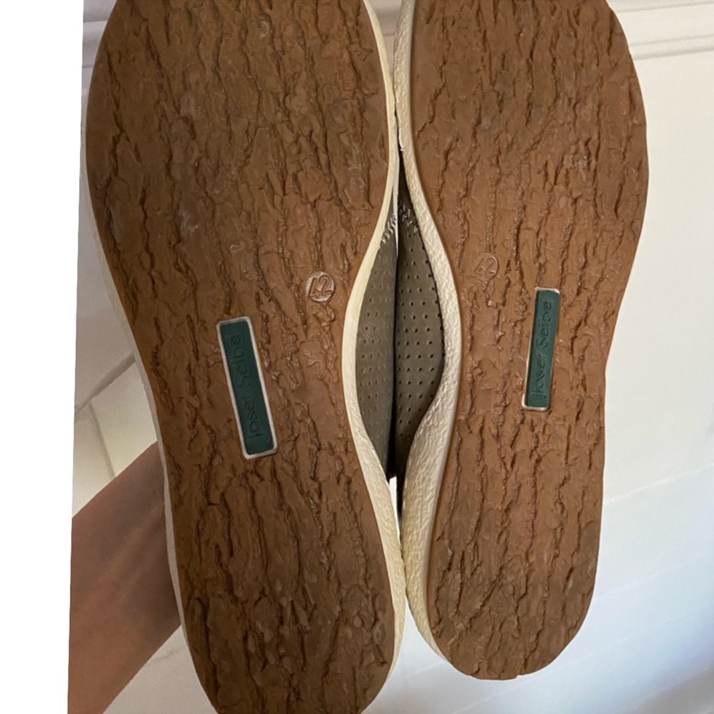 New JOSEF SEIBEL Caspian Leather Sneaker - Picture 9 of 14